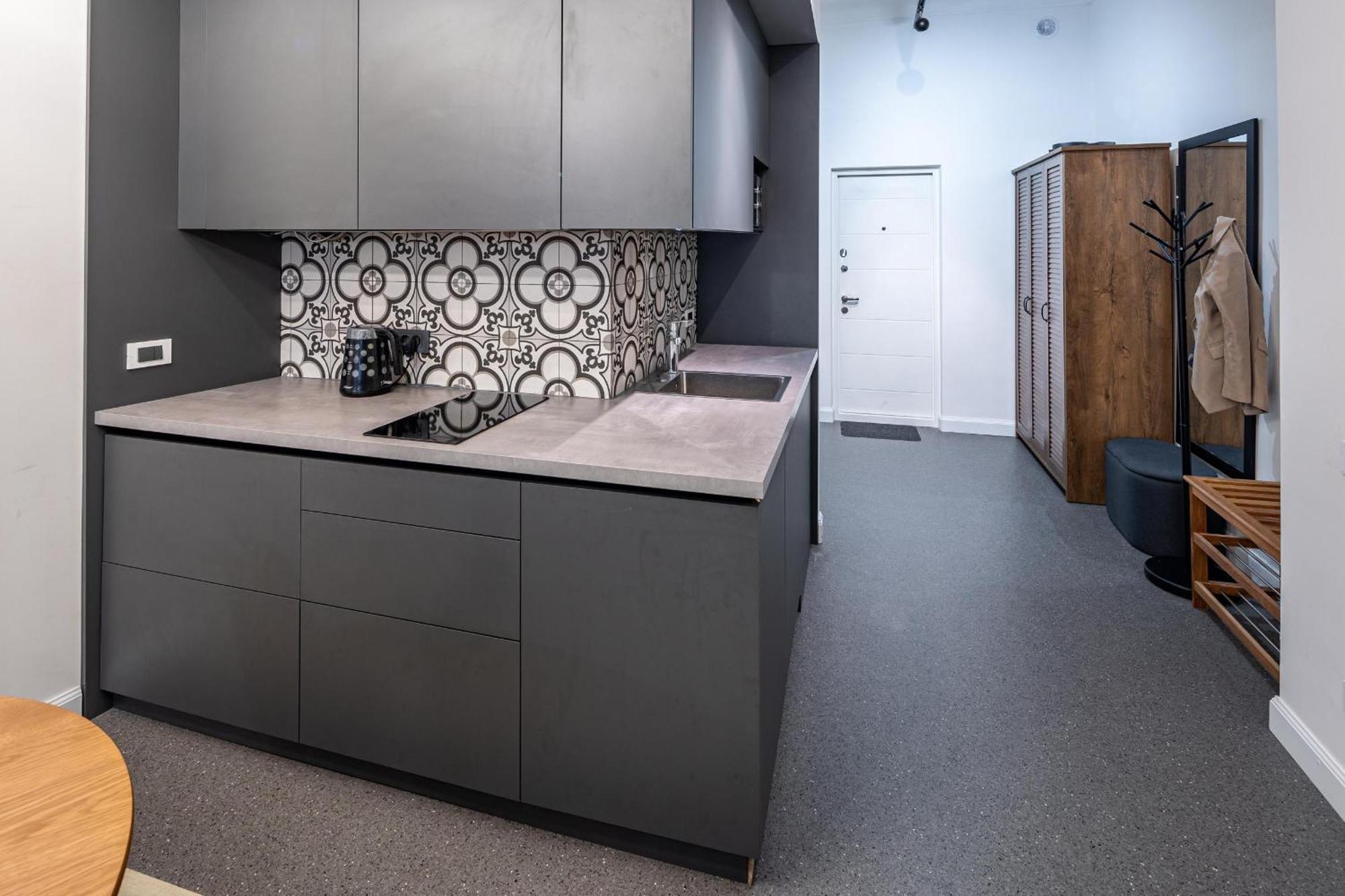 Apartamenty On Knyazya Romana Lviv Dış mekan fotoğraf